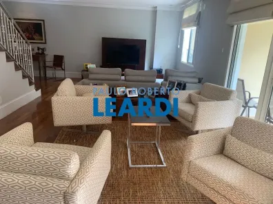 Casa de Condomínio com 4 Quartos à venda, 565m² no Vila Madalena, São Paulo