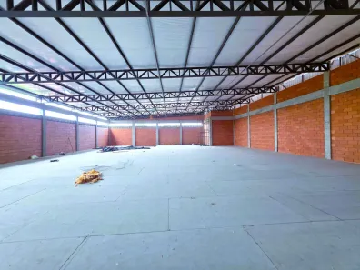 Galpão/Depósito/Armazém com 2 Quartos para alugar, 1221m² no Tarumã, Manaus