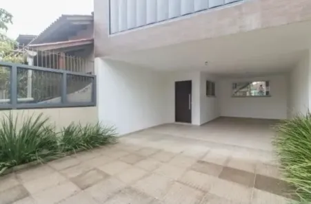 Casa com 3 Quartos à venda, 324m² no Jardim Sabará, Porto Alegre