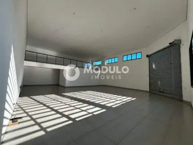 Galpão/Depósito/Armazém para alugar, 255m² no Laranjeiras, Uberlândia