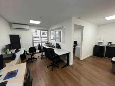 Sala Comercial à venda, 42m² no Vila Gomes Cardim, São Paulo