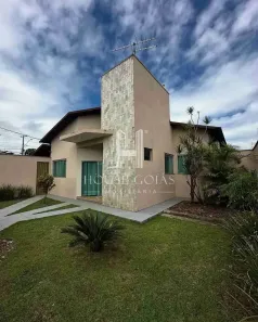 Casa com 3 Quartos à venda, 228m² no Jardim Presidente, Goiânia