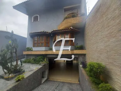 Sobrado com 4 Quartos à venda, 256m² no Vila Maria Alta, São Paulo