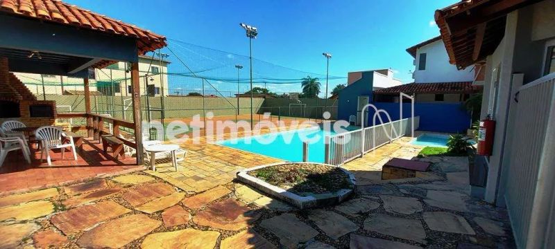 Casa em condomínio com 4 quartos — Santa Amélia, Belo Horizonte