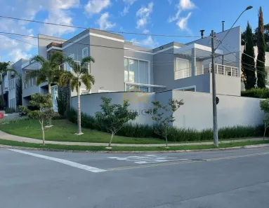 Sobrado com 4 Quartos à venda, 324m² no Swiss Park, Campinas