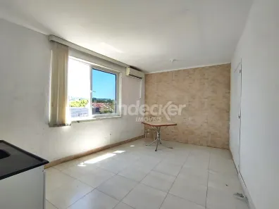 Kitnet com 1 Quarto para alugar, 25m² no Cavalhada, Porto Alegre