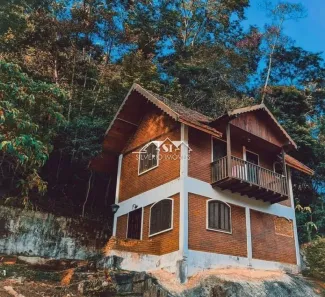 Casa de Condomínio com 6 Quartos à venda, 350m² no Itaipava, Petrópolis