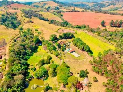 Fazenda/Sítio com 4 Quartos à venda, 400m² no Boa Vista, Atibaia