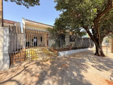 Casa com 5 Quartos à venda, 220m² no Jardim São Silvestre, Maringá