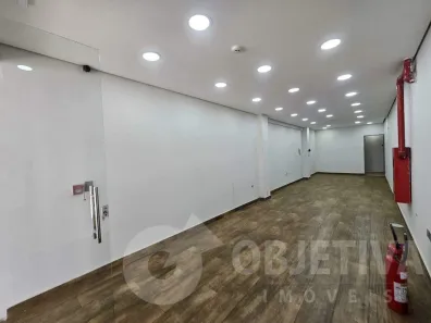 Ponto Comercial para alugar, 120m² no Centro, Uberlândia