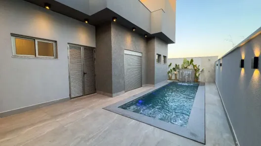 Casa de Condomínio com 4 Quartos à venda, 200m² no Shopping Park, Uberlândia