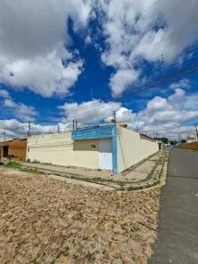 Casa com 4 Quartos à venda, 280m² no Santa Lia, Teresina