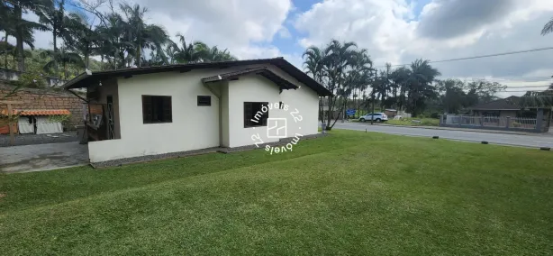 Casa com 3 Quartos à venda, 100m² no Vila Nova, Joinville