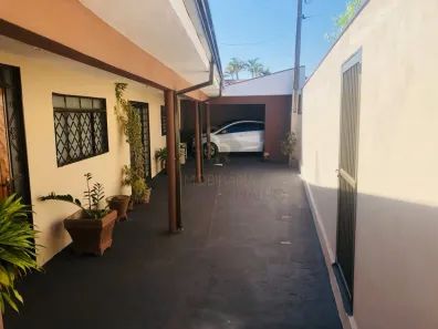 Casa com 4 Quartos à venda, 248m² no Centro, Serrana