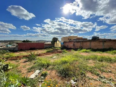 Lote/Terreno à venda, 425m² no , Esmeraldas