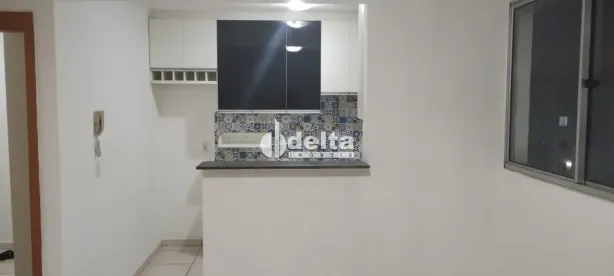 Apartamento com 2 Quartos à venda, 47m² no Jardim Holanda, Uberlândia