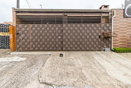 Imóvel Comercial com 1 Quarto à venda, 245m² no Gralha Azul, Fazenda Rio Grande