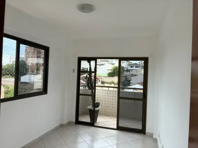 Apartamento com 3 Quartos para alugar, 120m² no Glória, Macaé