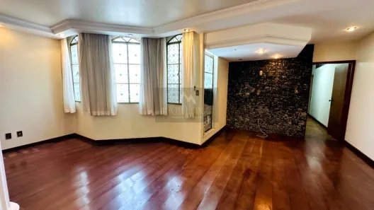 Imóvel Comercial com 3 Quartos à venda, 336m² no Centro, Jundiaí