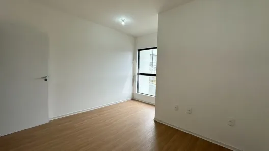 Sobrado com 3 Quartos à venda, 110m² no Floresta, Joinville