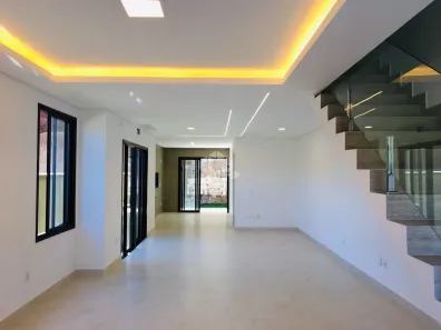 Casa com 3 Quartos à venda, 178m² no Monte Verde, Florianópolis
