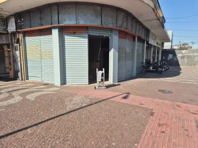 Ponto Comercial para alugar, 60m² no Bangu, Rio de Janeiro