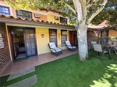 Casa de Condomínio com 4 Quartos à venda, 80m² no Geribá, Armação dos Búzios