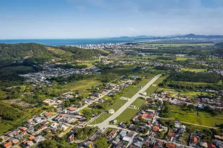 Lote/Terreno à venda, 349m² no Santa Lidia, Penha