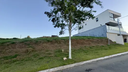 Lote/Terreno à venda, 400m² no Gran Park, Vespasiano