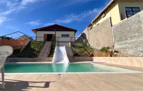Fazenda/Sítio com 3 Quartos à venda, 230m² no Jundiaquara, Araçoiaba da Serra