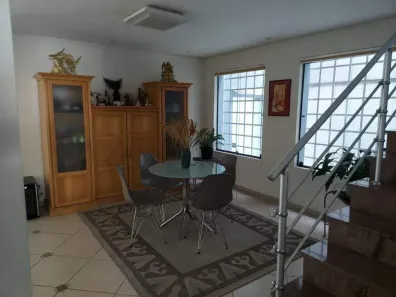 Sobrado com 4 Quartos à venda, 274m² no Vila Helena, Santo André