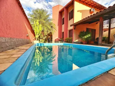 Casa com 3 Quartos à venda, 201m² no Vila Mury, Volta Redonda