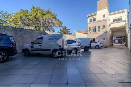Imóvel Comercial com 3 Quartos à venda, 367m² no Santa Maria Goretti, Porto Alegre