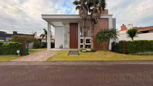 Casa de Condomínio com 4 Quartos à venda, 277m² no , Xangri-Lá