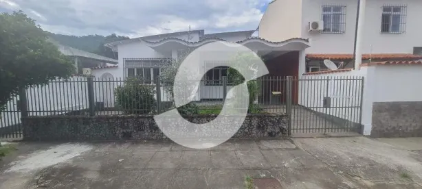 Casa com 4 Quartos à venda, 250m² no São Francisco, Niterói