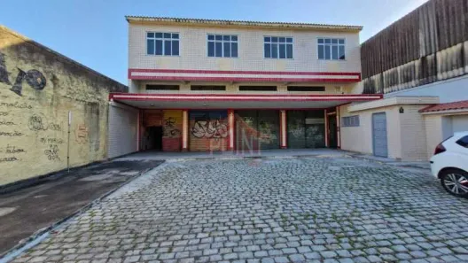 Prédio Comercial à venda, 358m² no Itaipu, Niterói