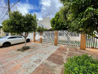 Casa com 2 Quartos à venda, 207m² no Vila Industrial, Toledo