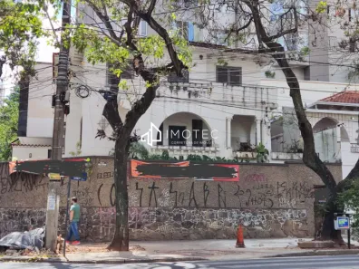 Prédio Comercial com 6 Quartos para alugar, 261m² no Lourdes, Belo Horizonte
