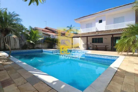 Sobrado com 4 Quartos à venda, 226m² no Cidade Nova Peruíbe, Peruíbe