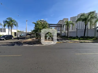Apartamento com 2 Quartos para alugar, 40m² no Jardim Patrícia, Uberlândia
