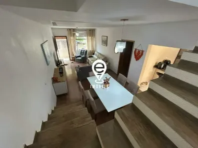Sobrado com 4 Quartos à venda, 300m² no Vila do Encontro, São Paulo