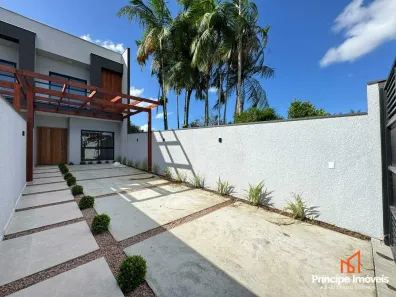 Casa com 2 Quartos à venda, 114m² no Saguaçu, Joinville