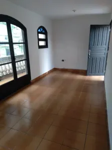 Sobrado com 3 Quartos à venda, 150m² no Vila Liviero, São Paulo