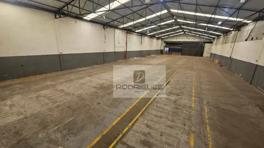 Galpão/Depósito/Armazém para alugar, 1500m² no Jordanópolis, São Bernardo do Campo