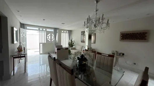 Casa com 4 Quartos à venda, 157m² no Grageru, Aracaju