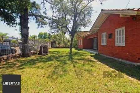 Casa com 6 Quartos à venda, 430m² no Ipanema, Porto Alegre