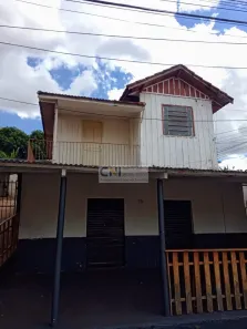 Casa com 4 Quartos à venda, 198m² no Portuguesa, Londrina