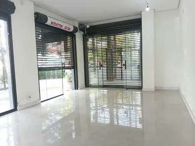 Ponto Comercial para alugar, 29m² no Menino Deus, Porto Alegre