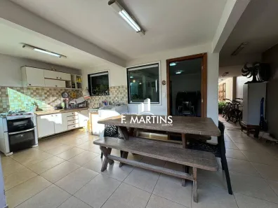 Casa com 3 Quartos à venda, 192m² no Casa de Pedra, Volta Redonda