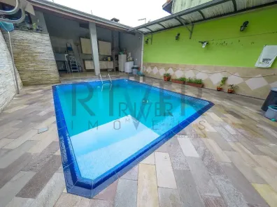 Sobrado com 3 Quartos à venda, 275m² no Jardim dos Ipês, Suzano